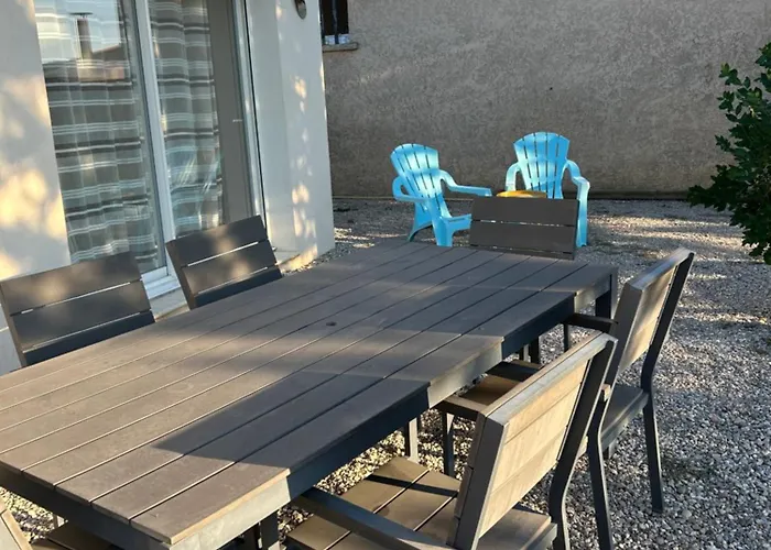 Maison Avec Jardin En Provence Feriehus